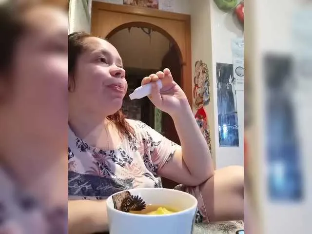 catsloveqq from BongaCams is Freechat