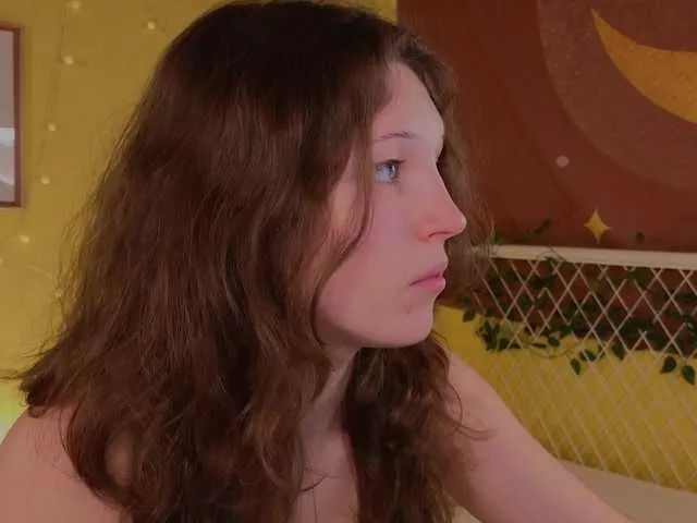 CherryLea from BongaCams