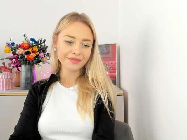 CindyGlam from BongaCams is Freechat