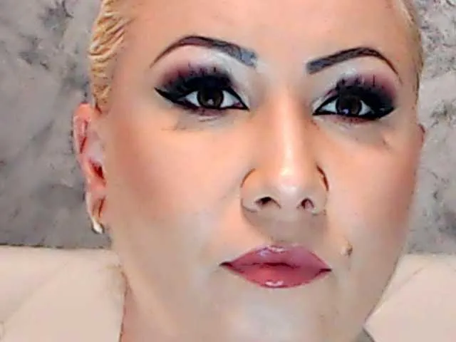 ClaudieTaylon from BongaCams is Freechat