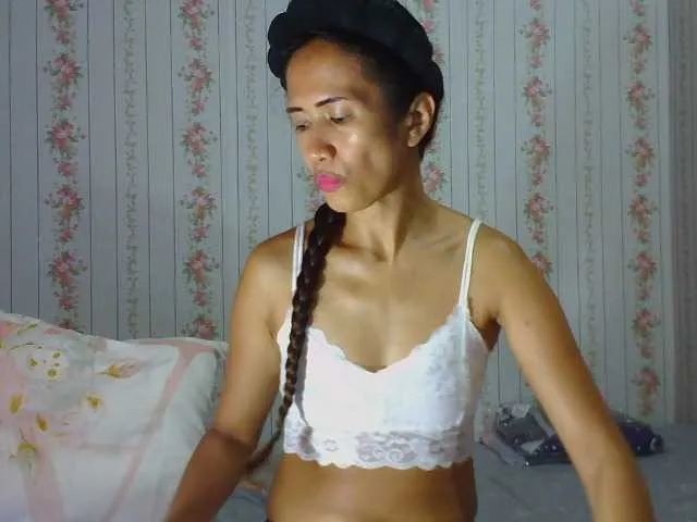 Clitoria from BongaCams is Freechat