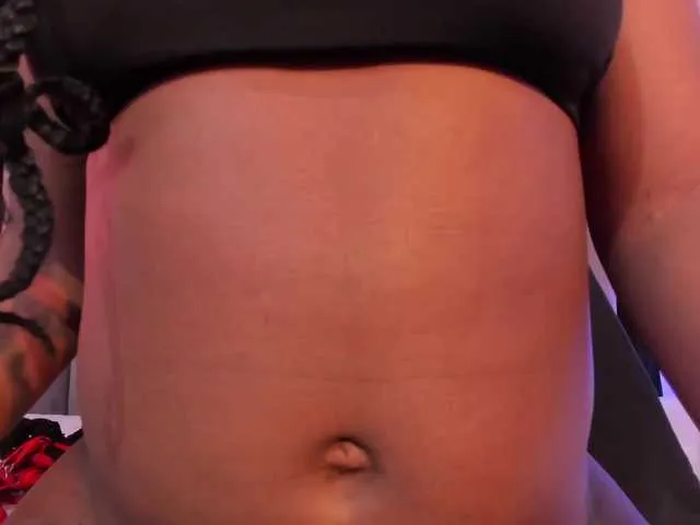 CloeeSaenz from BongaCams