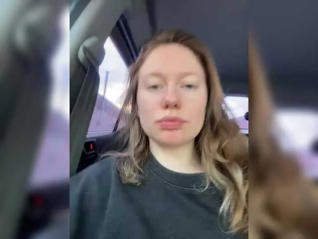 ConnieDaw from BongaCams