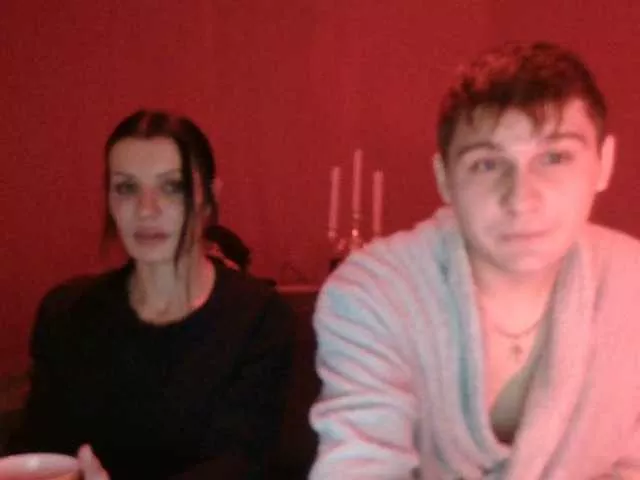 Coupleludique from BongaCams