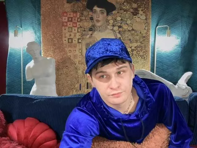 Coupleludique from BongaCams