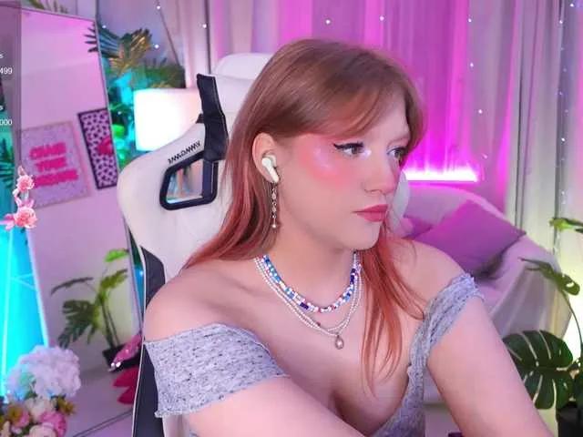 CrazyWine from BongaCams is Freechat