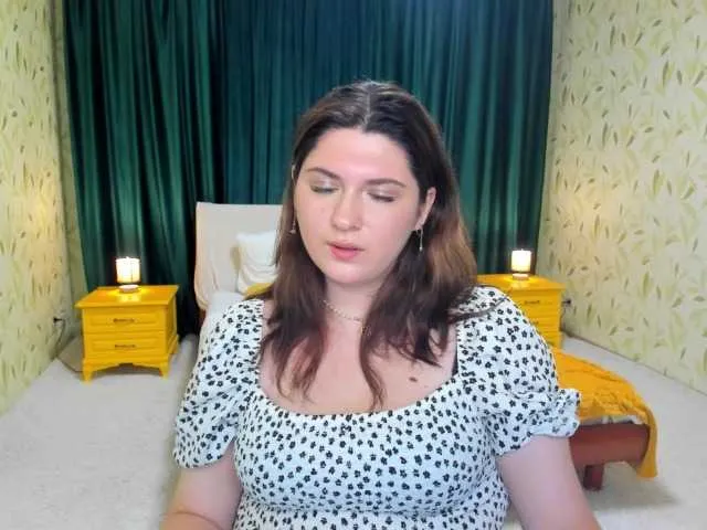 CrimsonDusk from BongaCams