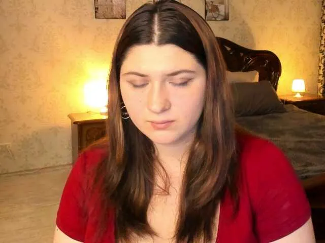 CrimsonDusk from BongaCams