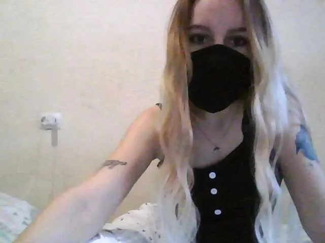 CrispyKriss from BongaCams is Freechat