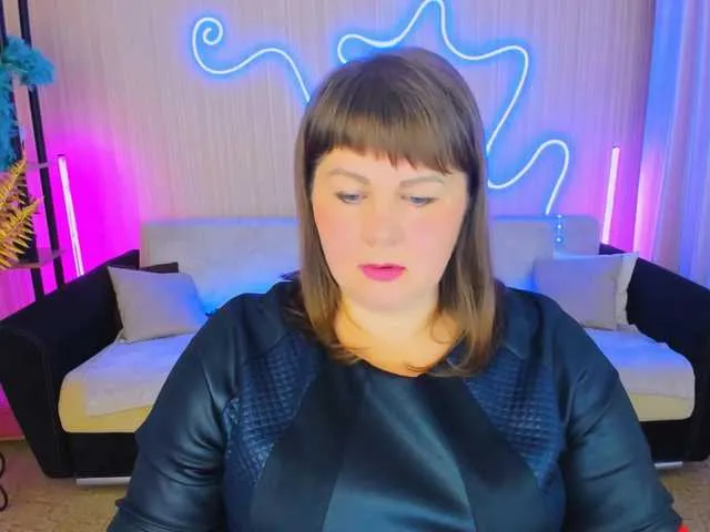 CrystaalStaar from BongaCams