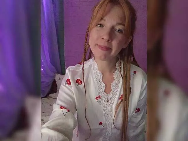 Curlyhair65 from BongaCams