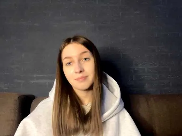 DeberaWarsham from BongaCams