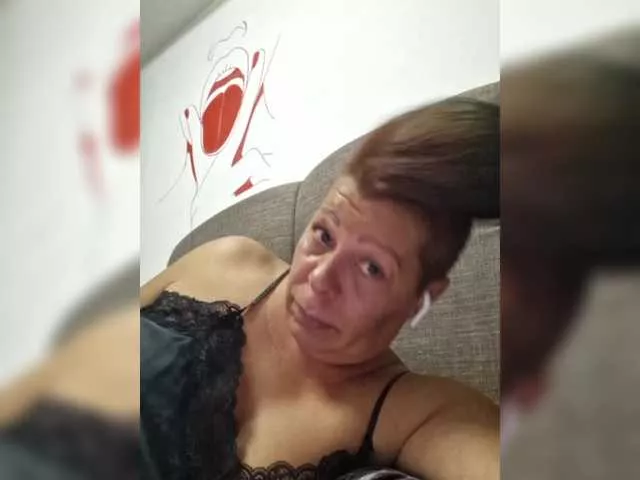 Diamonddesiree from BongaCams