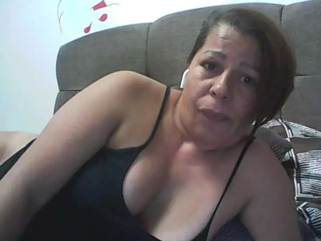 Diamonddesiree from BongaCams