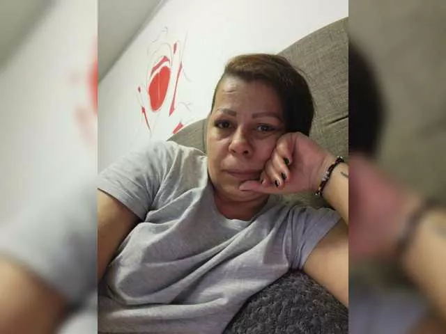 Diamonddesiree from BongaCams