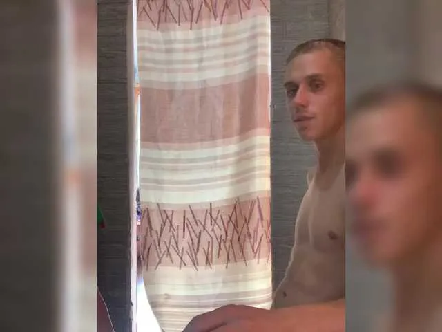 Dmeesk from BongaCams