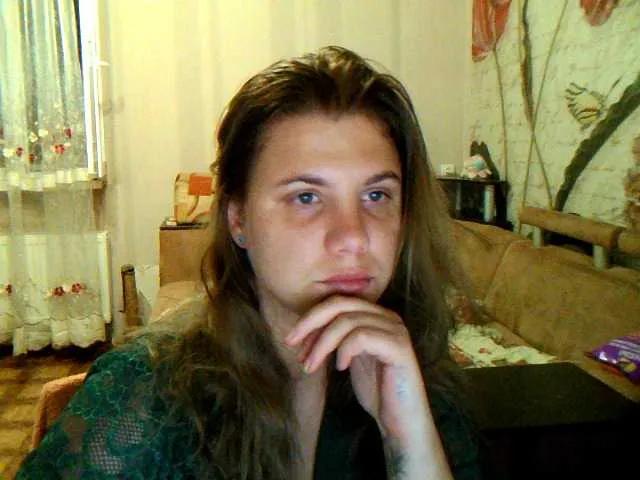 Dollye from BongaCams