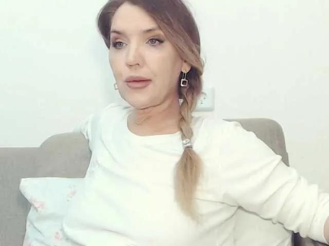 Drakulaura1 from BongaCams is Freechat