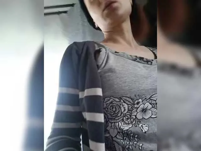 EileenKimberly from BongaCams