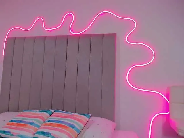 Elly-g from BongaCams is Freechat