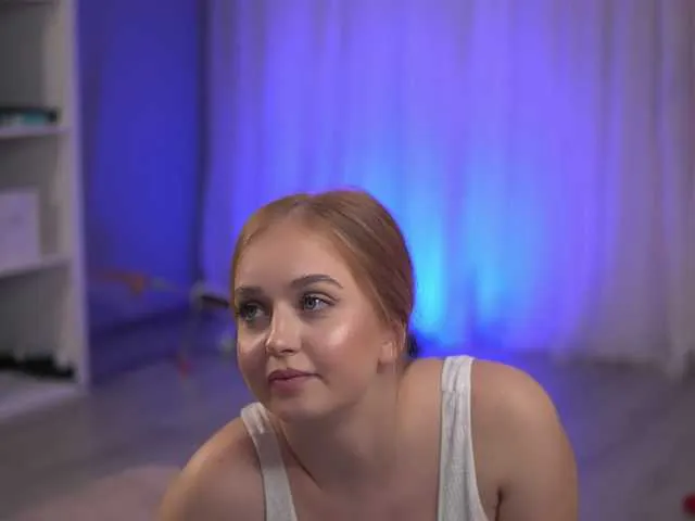 ElysaWetxx from BongaCams