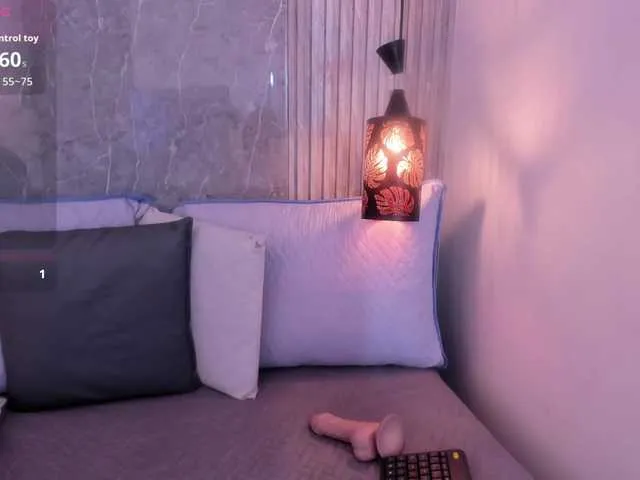 Emili-Hot from BongaCams