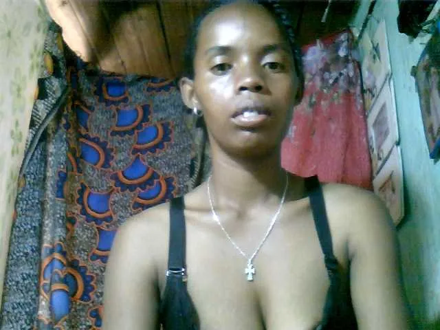 Fanihsexy from BongaCams is Freechat