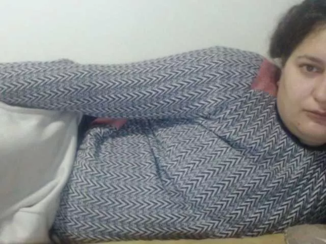 FlowerLauren from BongaCams