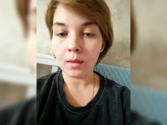 FoxyLoVe25 from BongaCams