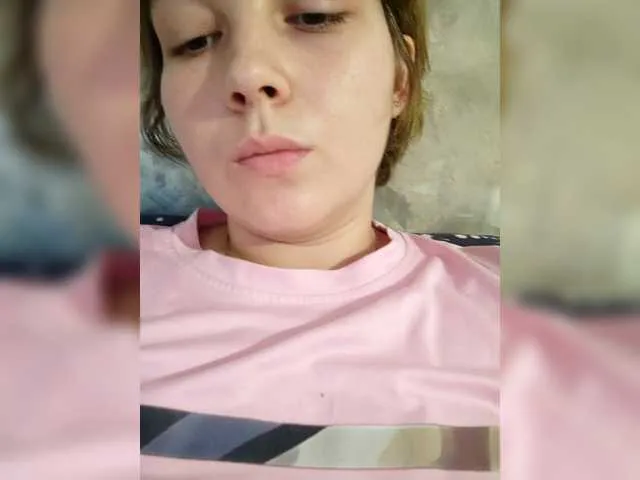 FoxyLoVe25 from BongaCams