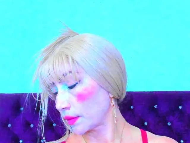 Ghanima from BongaCams