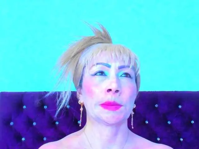 Ghanima from BongaCams