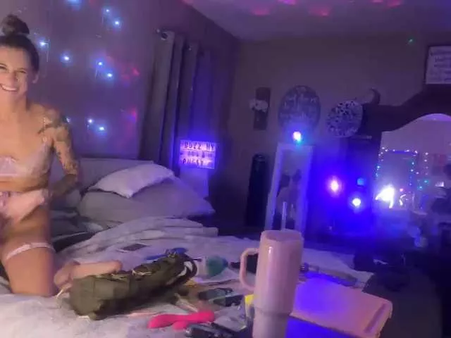 GoddessDaniD from BongaCams