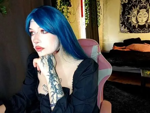 Harakassi from BongaCams