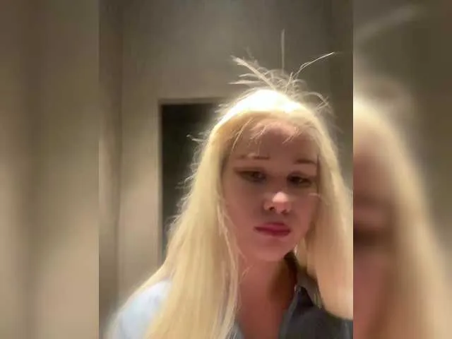 HelgaBillions from BongaCams is Freechat