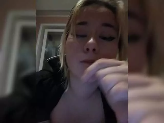 HelgaBillions from BongaCams