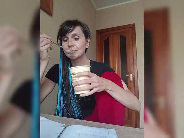 Hellenalonenochka from BongaCams