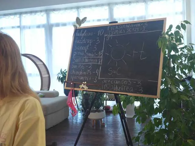 HEYBANANA from BongaCams