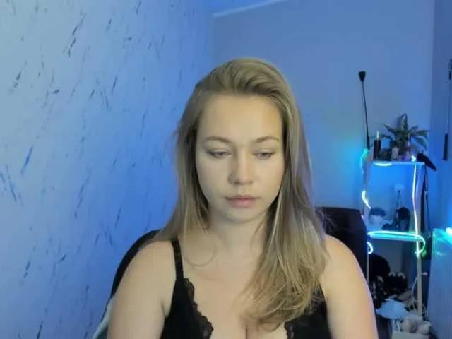 hollyBB from BongaCams is Freechat