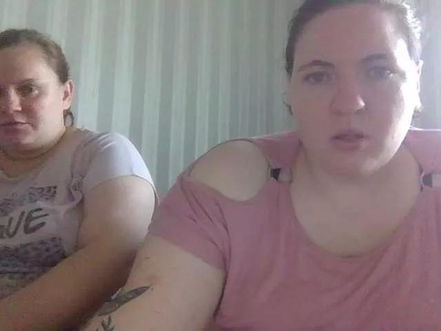 HollyXEva from BongaCams
