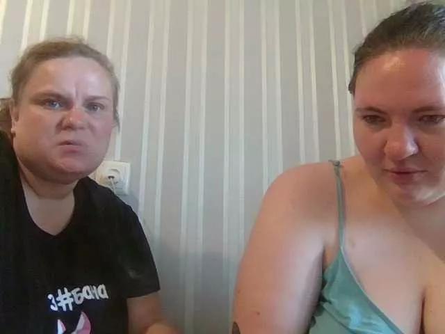 HollyXEva from BongaCams