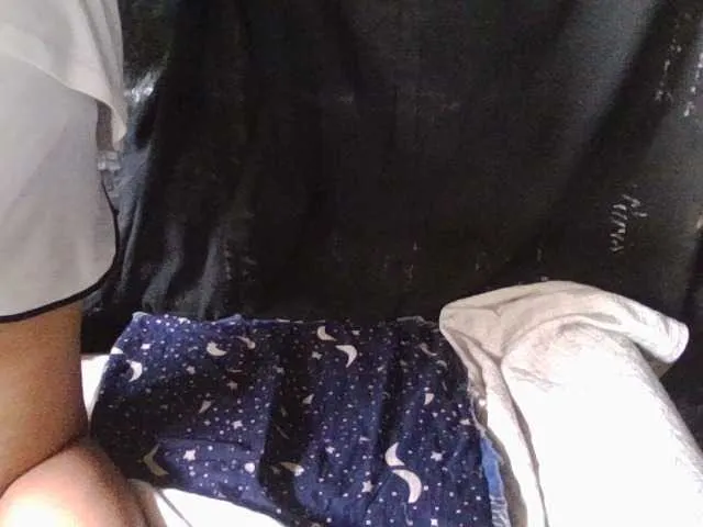 HotSqrt4u from BongaCams