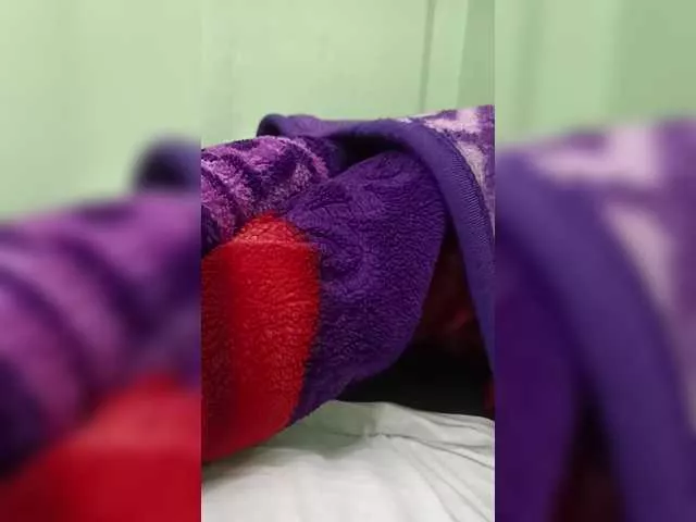 Indiancollegeguys1 from BongaCams