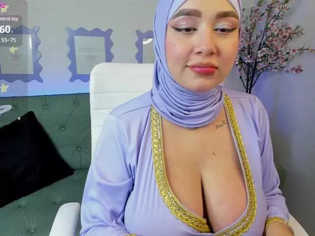 Jazmin-Kitana from BongaCams