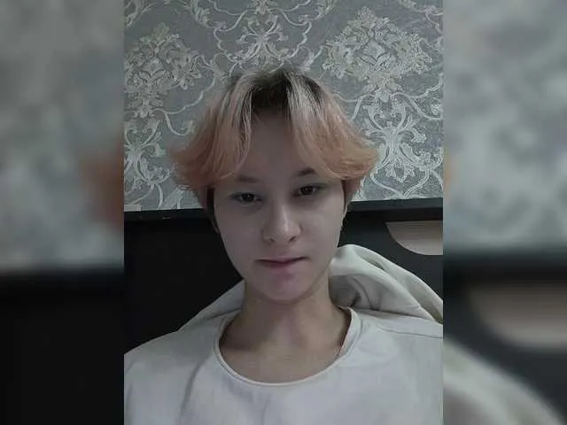 Jillari from BongaCams