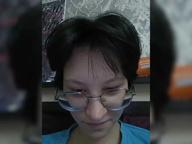 Jillari from BongaCams