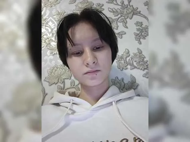 Jillari from BongaCams