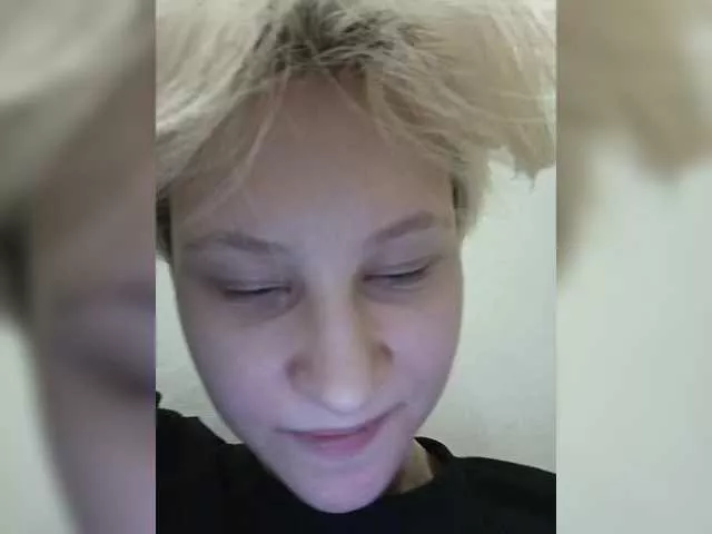 Jillari from BongaCams