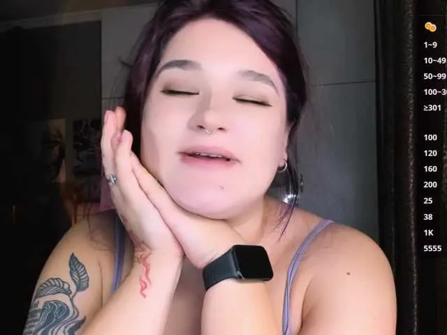 JulySlowdive from BongaCams