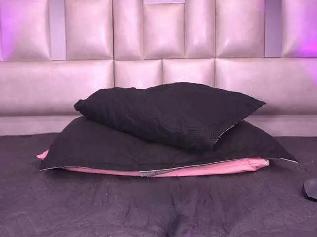 K-rioss from BongaCams